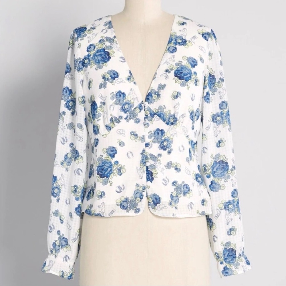 NWT ModCloth Rodeo Rose Western Button Front Blouse Size Medium